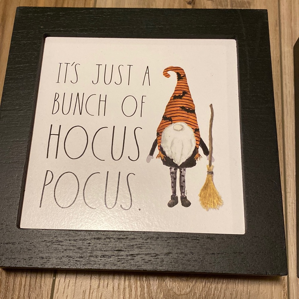 2 Rae Dunn Gnomies Signs